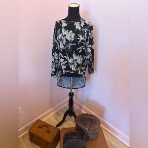 Vintage Concept High Low Black and White Floral Blouse